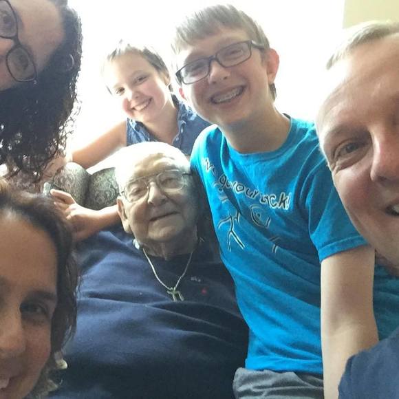 Meet your Posher, Sheri - Picture 1 of 1